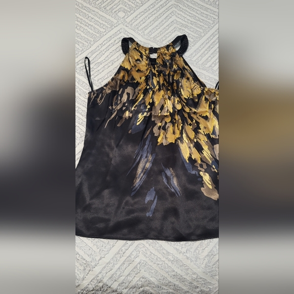 T Tahari Bare Shoulder Black and Gold Blouse - Picture 6 of 9